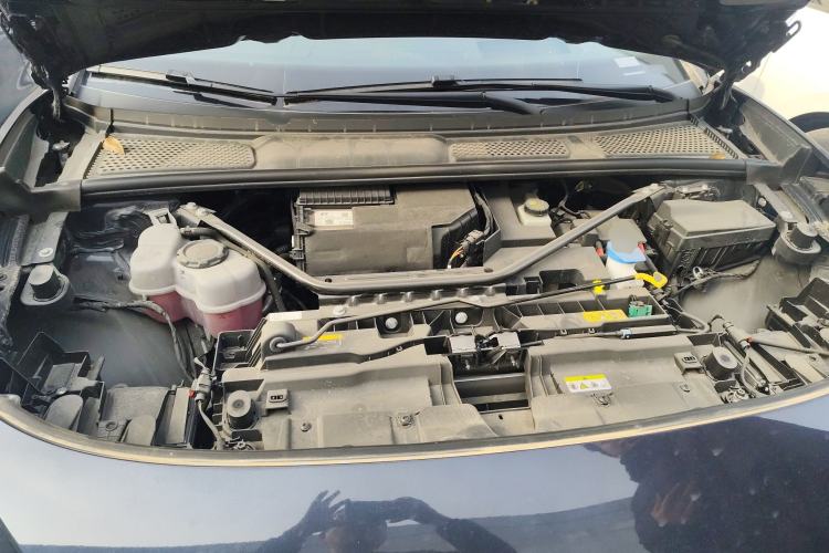 Used Volkswagen ID.7 VIZZION 2024 AIR model Engine Bay