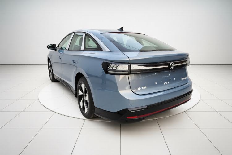 Used Volkswagen ID.7 VIZZION 2024 AIR model Exterior 2