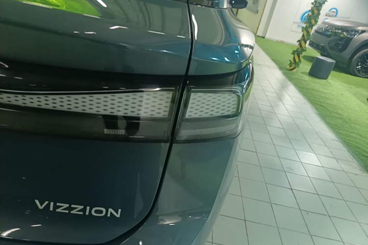 Used Volkswagen ID.7 VIZZION 2024 AIR model Exterior 3