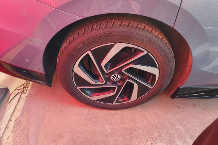 Used Volkswagen ID.7 VIZZION 2024 First Edition Exterior 8