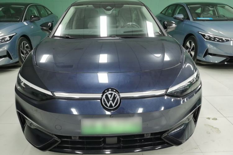Used Volkswagen ID.7 VIZZION 2024 AIR model Front