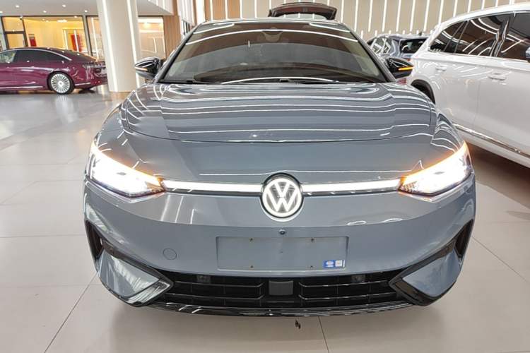 Used Volkswagen ID.7 VIZZION 2024 AIR model Front