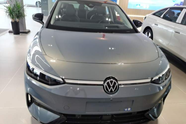 Used Volkswagen ID.7 VIZZION 2024 First Edition Front