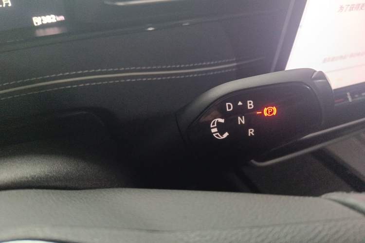 Used Volkswagen ID.7 VIZZION 2024 First Edition Gear Lever