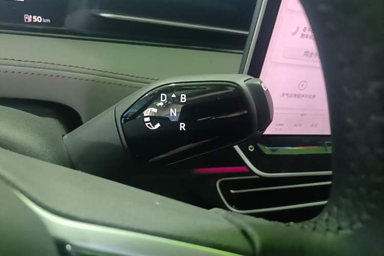 Used Volkswagen ID.7 VIZZION 2024 AIR model Gear Lever