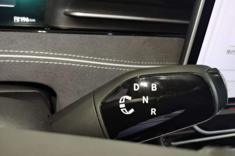 Used Volkswagen ID.7 VIZZION 2024 First Edition Gear Lever