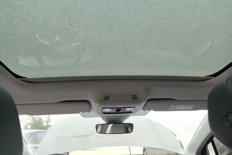 Used Volkswagen ID.7 VIZZION 2024 AIR model Headliner