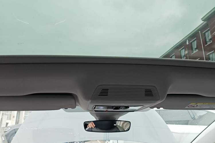 Used Volkswagen ID.7 VIZZION 2024 First Edition Headliner
