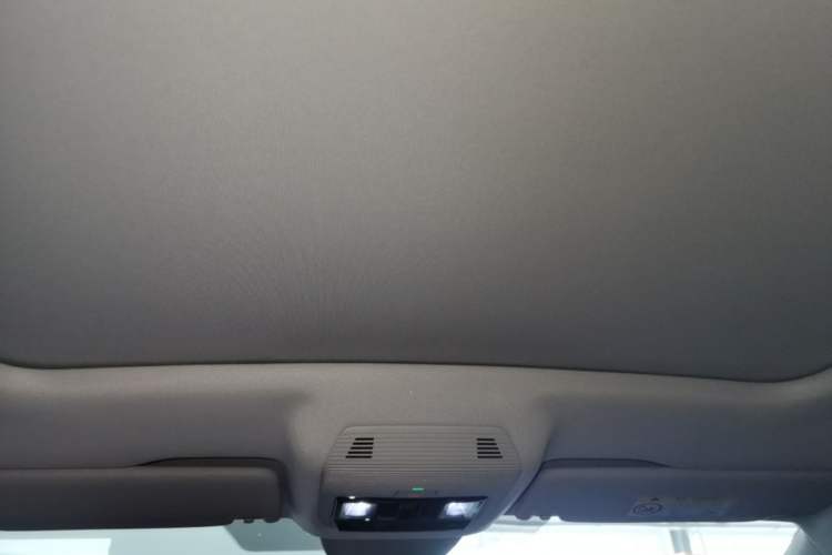 Used Volkswagen ID.7 VIZZION 2024 AIR model Headliner