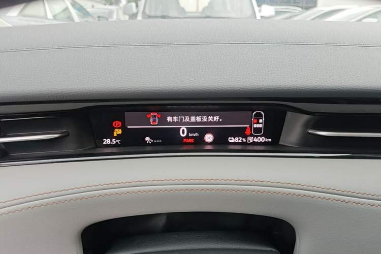Used Volkswagen ID.7 VIZZION 2024 AIR model Instrument Cluster