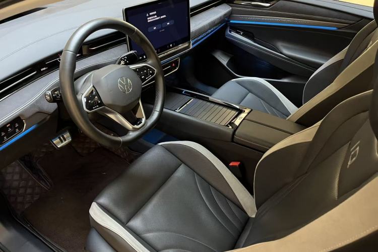 Used Volkswagen ID.7 VIZZION 2024 PRO Model Interior 1