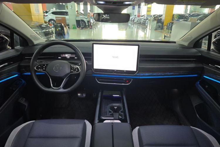 Used Volkswagen ID.7 VIZZION 2024 PRO Model Interior 1