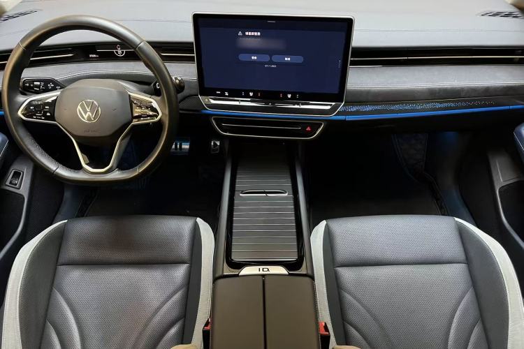Used Volkswagen ID.7 VIZZION 2024 PRO Model Interior 2