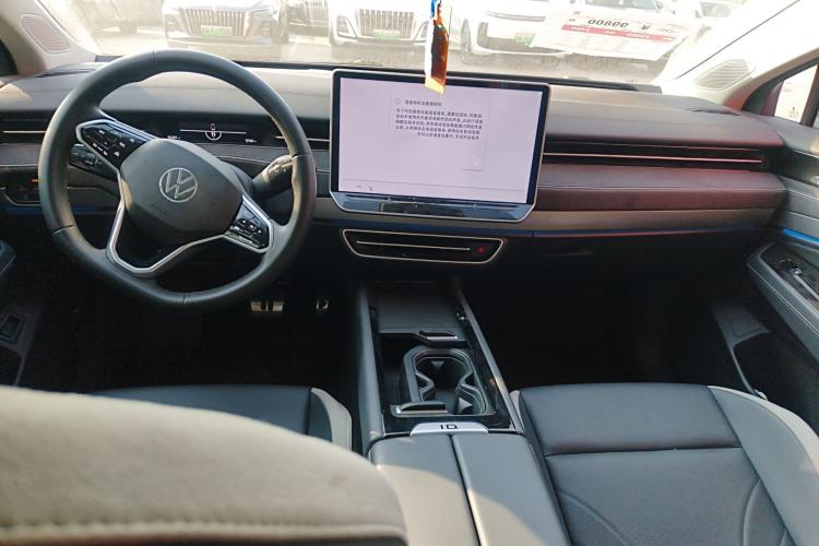 Used Volkswagen ID.7 VIZZION 2024 First Edition Interior 2