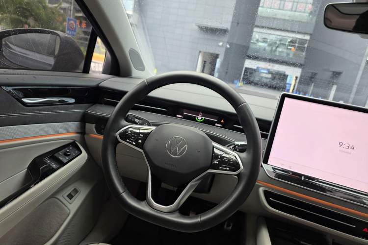 Used Volkswagen ID.7 VIZZION 2024 First Edition Interior 4