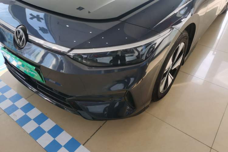 Used Volkswagen ID.7 VIZZION 2024 AIR model Left Front Headlight