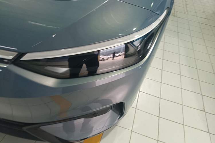 Used Volkswagen ID.7 VIZZION 2024 AIR model Left Front Headlight