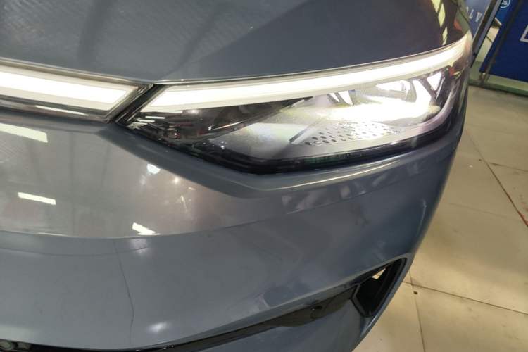 Used Volkswagen ID.7 VIZZION 2024 AIR model Left Front Headlight