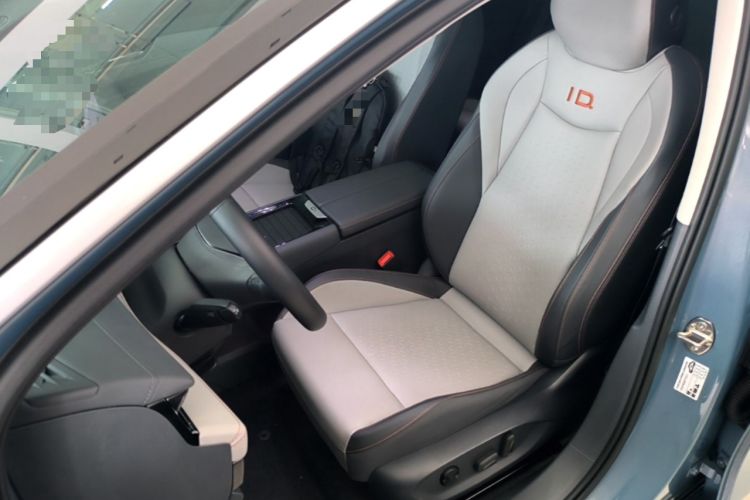 Used Volkswagen ID.7 VIZZION 2024 AIR model Left Front Seat