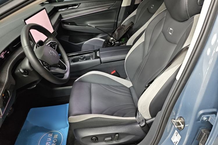 Used Volkswagen ID.7 VIZZION 2024 PRO Model Left Front Seat