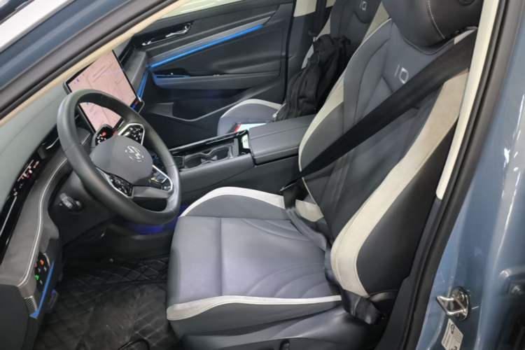 Used Volkswagen ID.7 VIZZION 2024 PRO Model Left Front Seat
