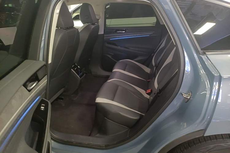 Used Volkswagen ID.7 VIZZION 2024 PRO Model Left Rear Seat