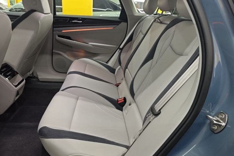 Used Volkswagen ID.7 VIZZION 2024 First Edition Left Rear Seat