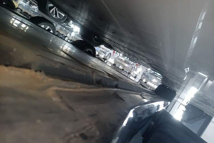 Used Volkswagen ID.7 VIZZION 2024 PRO Model Left Side Sill