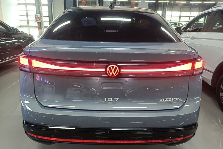 Used Volkswagen ID.7 VIZZION 2024 PRO Model Rear