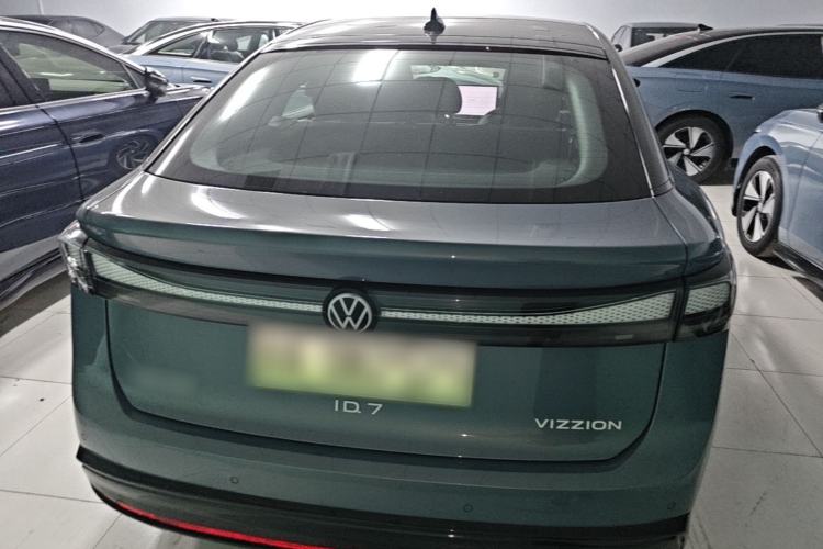 Used Volkswagen ID.7 VIZZION 2024 PRO Model Rear