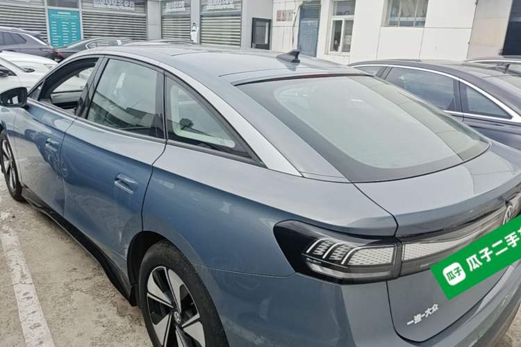 Used Volkswagen ID.7 VIZZION 2024 AIR model Rear Left 45 Deg
