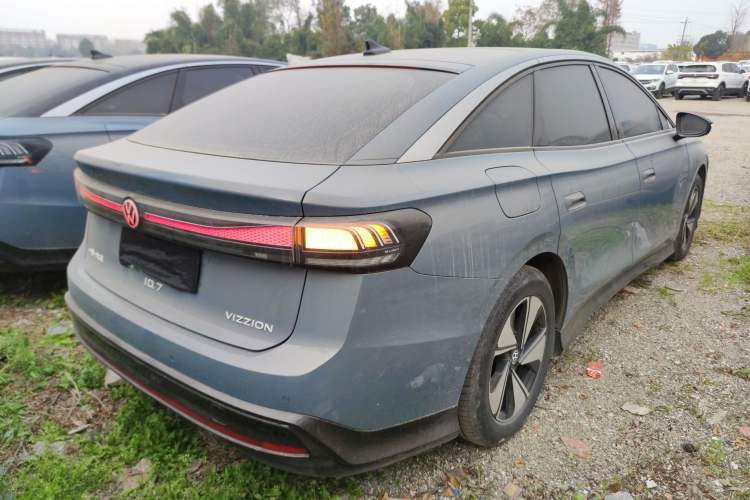 Used Volkswagen ID.7 VIZZION 2024 AIR model Rear Right 45 Deg