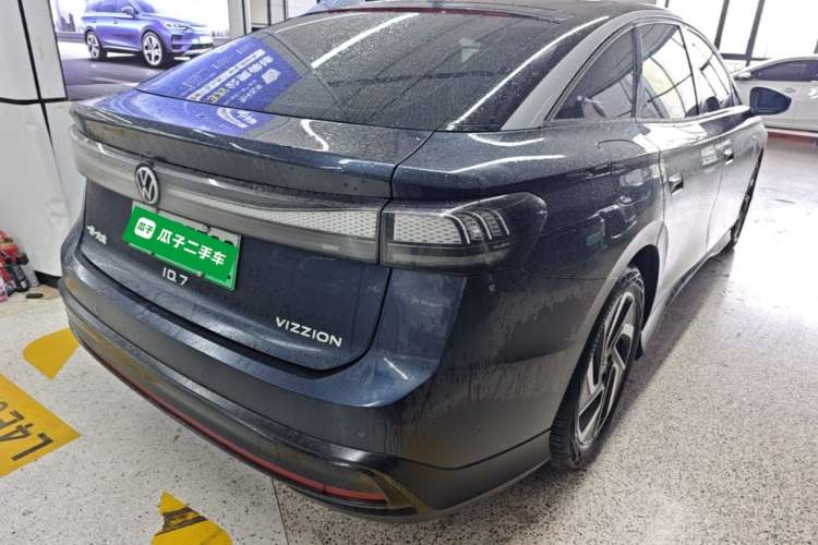 Used Volkswagen ID.7 VIZZION 2024 First Edition Rear Right 45 Deg