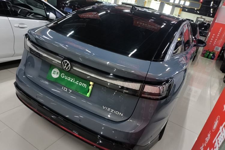 Used Volkswagen ID.7 VIZZION 2024 PRO Model Rear Right 45 Deg