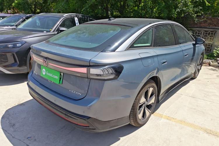 Used Volkswagen ID.7 VIZZION 2024 AIR model Rear Right 45 Deg