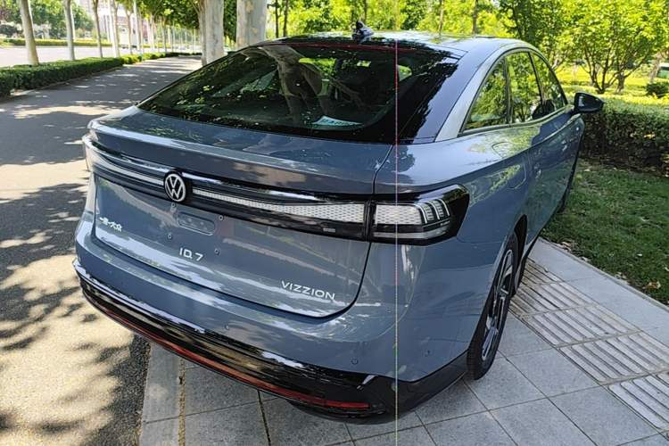 Used Volkswagen ID.7 VIZZION 2024 First Edition Rear Right 45 Deg
