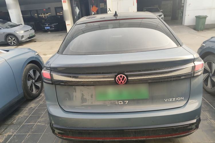 Used Volkswagen ID.7 VIZZION 2024 AIR model Rear