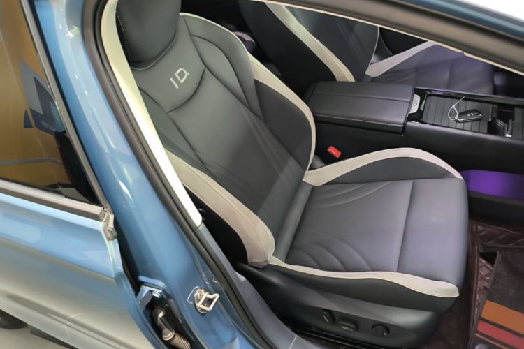 Used Volkswagen ID.7 VIZZION 2024 PRO Model Right Front Seat