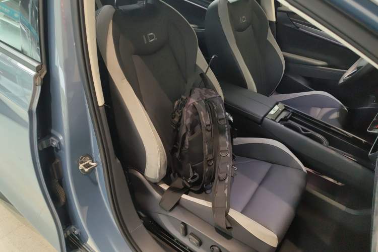 Used Volkswagen ID.7 VIZZION 2024 PRO Model Right Front Seat