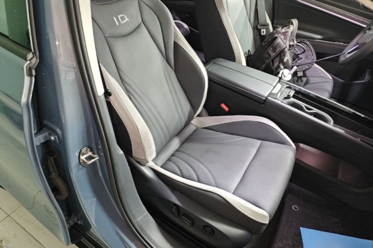 Used Volkswagen ID.7 VIZZION 2024 PRO Model Right Front Seat