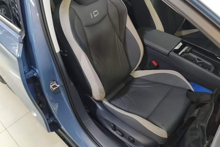 Used Volkswagen ID.7 VIZZION 2024 PRO Model Right Front Seat