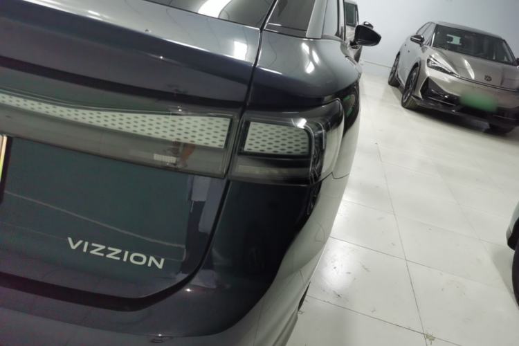 Used Volkswagen ID.7 VIZZION 2024 AIR model Right Rear Taillight