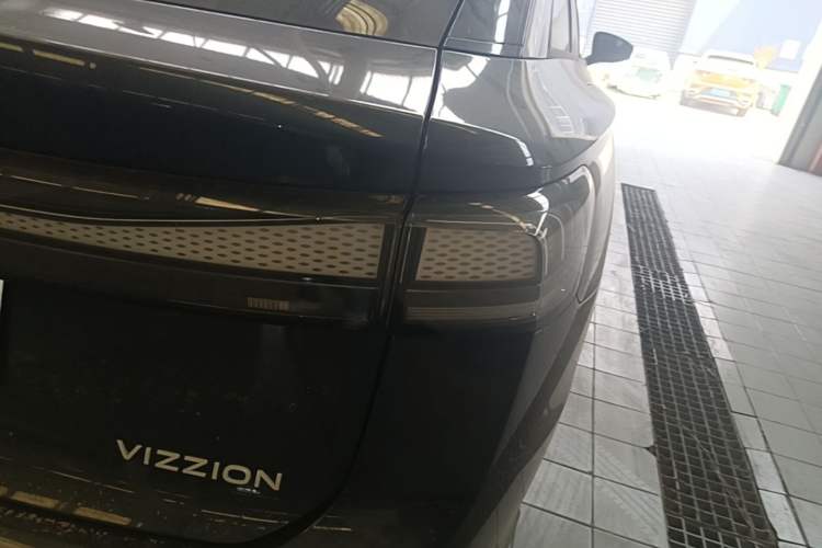 Used Volkswagen ID.7 VIZZION 2024 PRO Model Right Rear Taillight