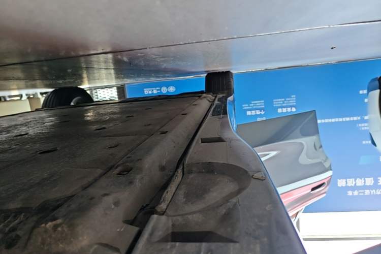 Used Volkswagen ID.7 VIZZION 2024 PRO Model Right Side Sill