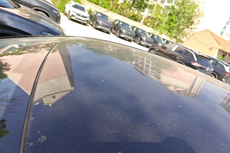 Used Volkswagen ID.7 VIZZION 2024 AIR model Roof