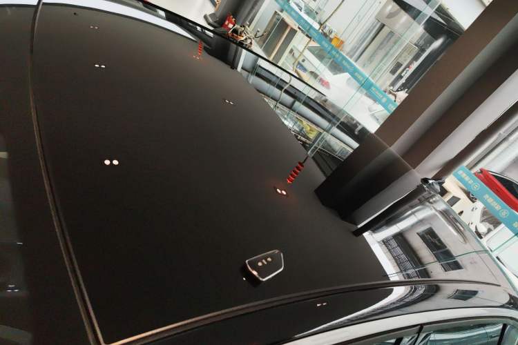 Used Volkswagen ID.7 VIZZION 2024 PRO Model Roof