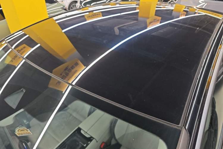 Used Volkswagen ID.7 VIZZION 2024 First Edition Roof