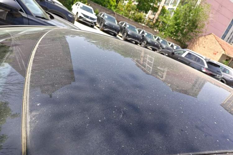 Used Volkswagen ID.7 VIZZION 2024 AIR model Roof