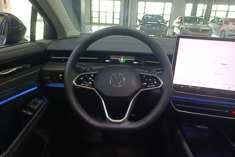 Used Volkswagen ID.7 VIZZION 2024 PRO Model Steering Wheel