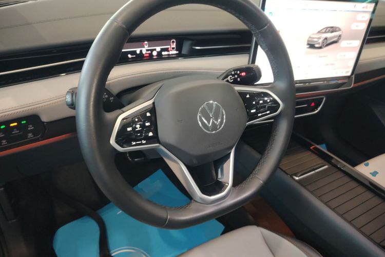 Used Volkswagen ID.7 VIZZION 2024 AIR model Steering Wheel